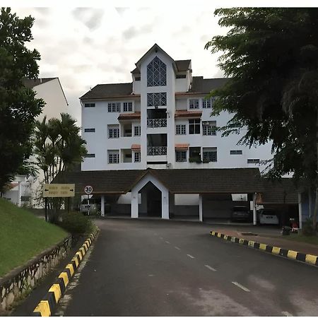 Bukit Tinggi Fuchsia Hillhomes Esterno foto