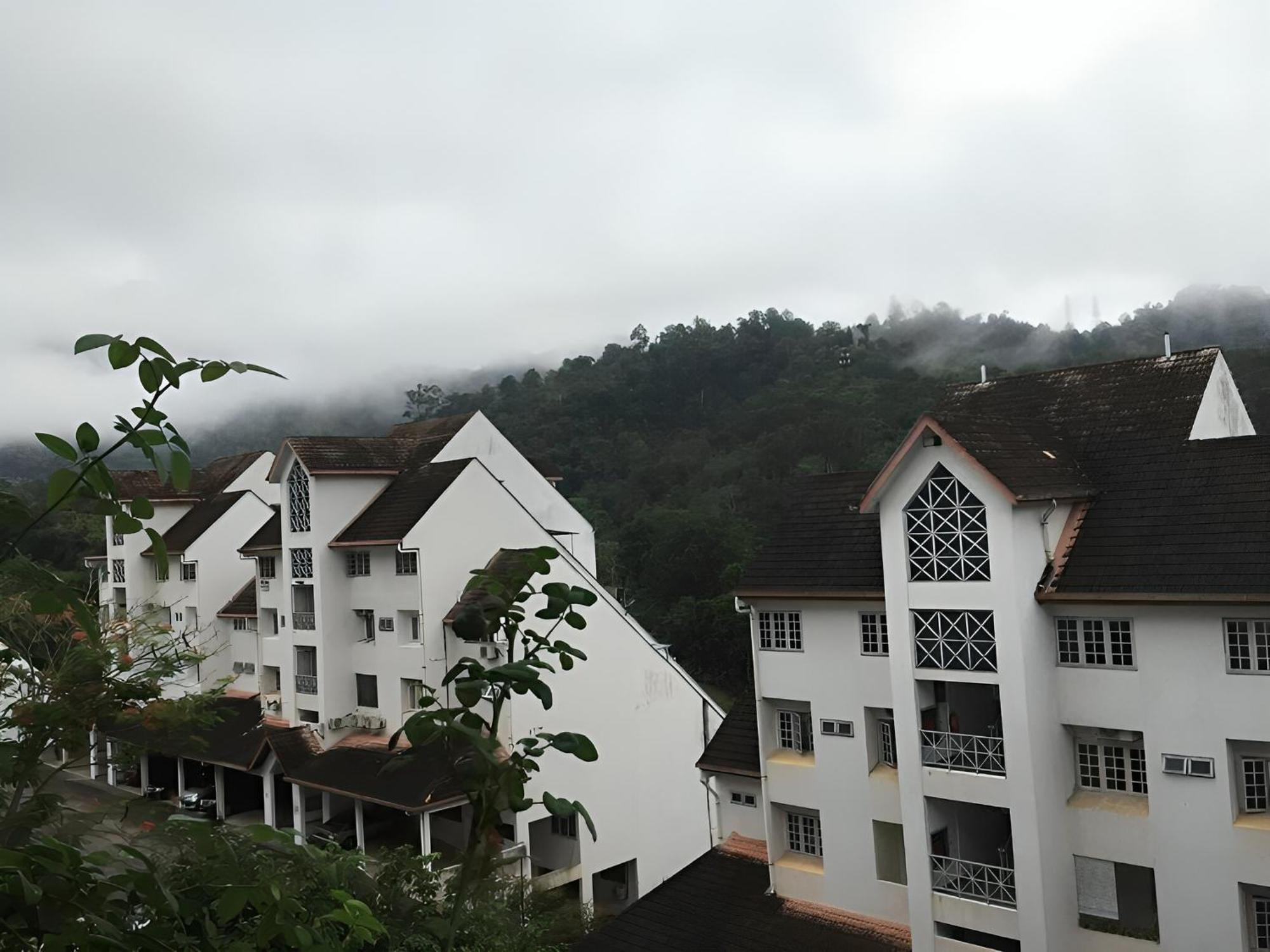 Bukit Tinggi Fuchsia Hillhomes Esterno foto